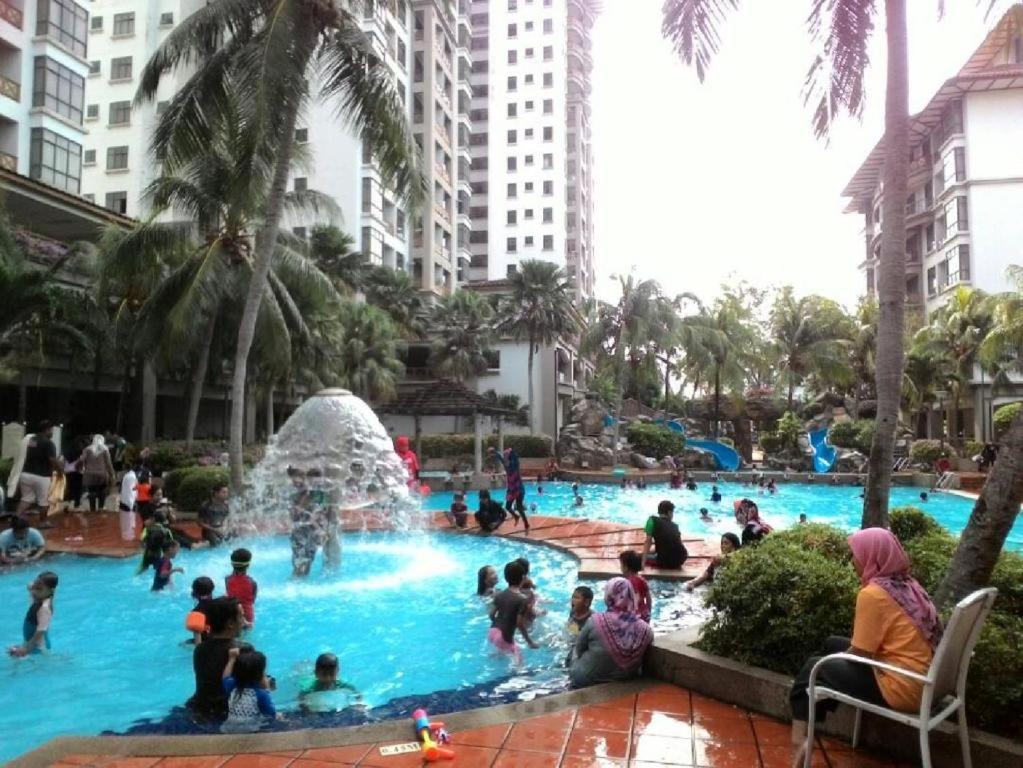 Gracious ~ Walking Distance To See, Shop And Eat Malacca Extérieur photo